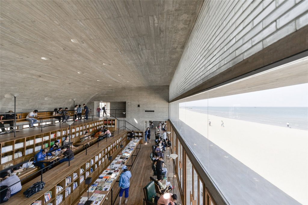 海邊圖書館