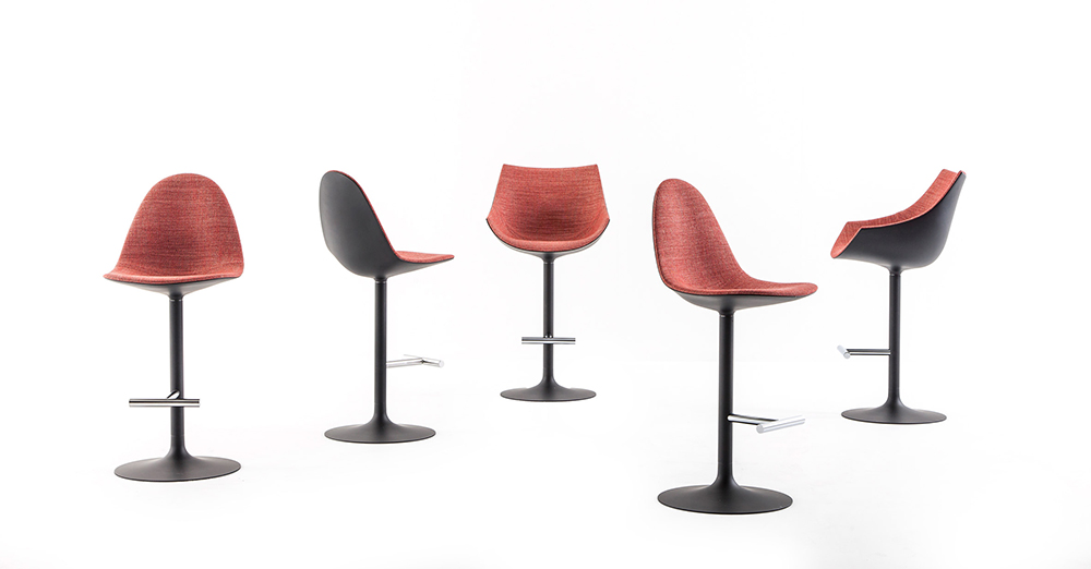 cassina-caprice-stool-philippe-starck-design-milan-furniture_dezeen_2364_col_4