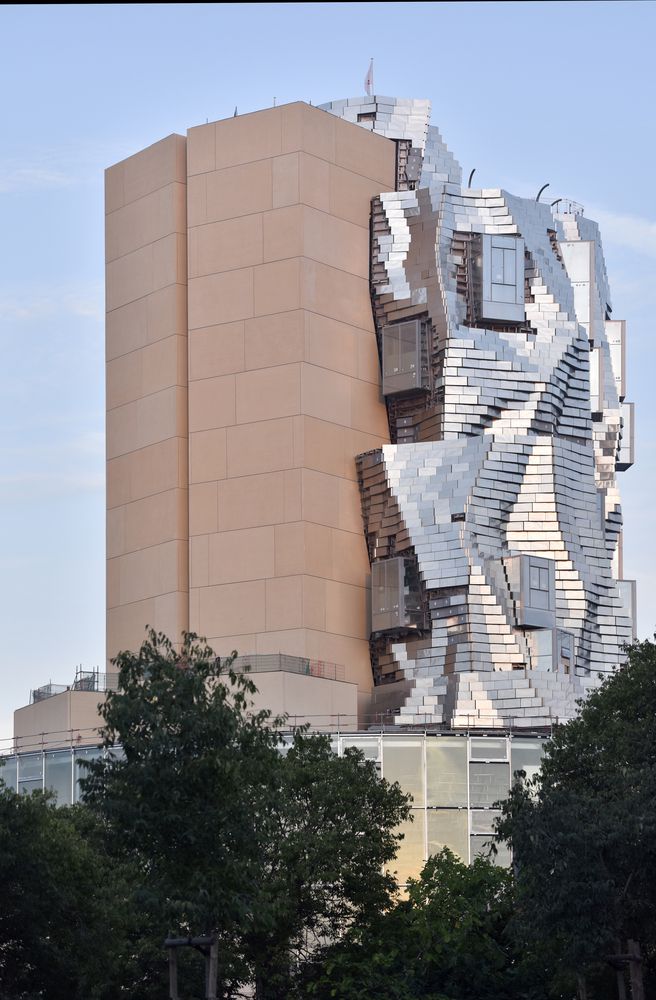 Frank Gehry,普立茲獎,後現代主義建築,梵谷,羅馬廣場,法國建築,設計,建築,龍捲風,瘋設計