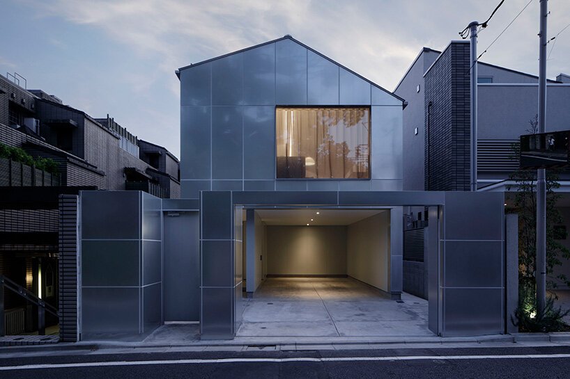 東京建築 灰色 鍍鋅立面