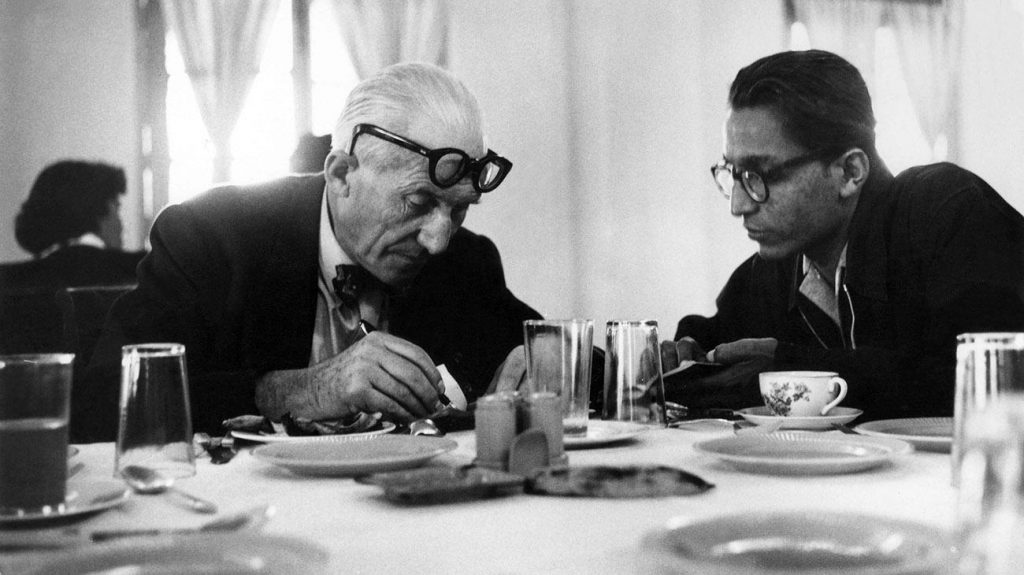 Balkrishna Doshi和Le Corbusier (Photo courtesy of VSF)