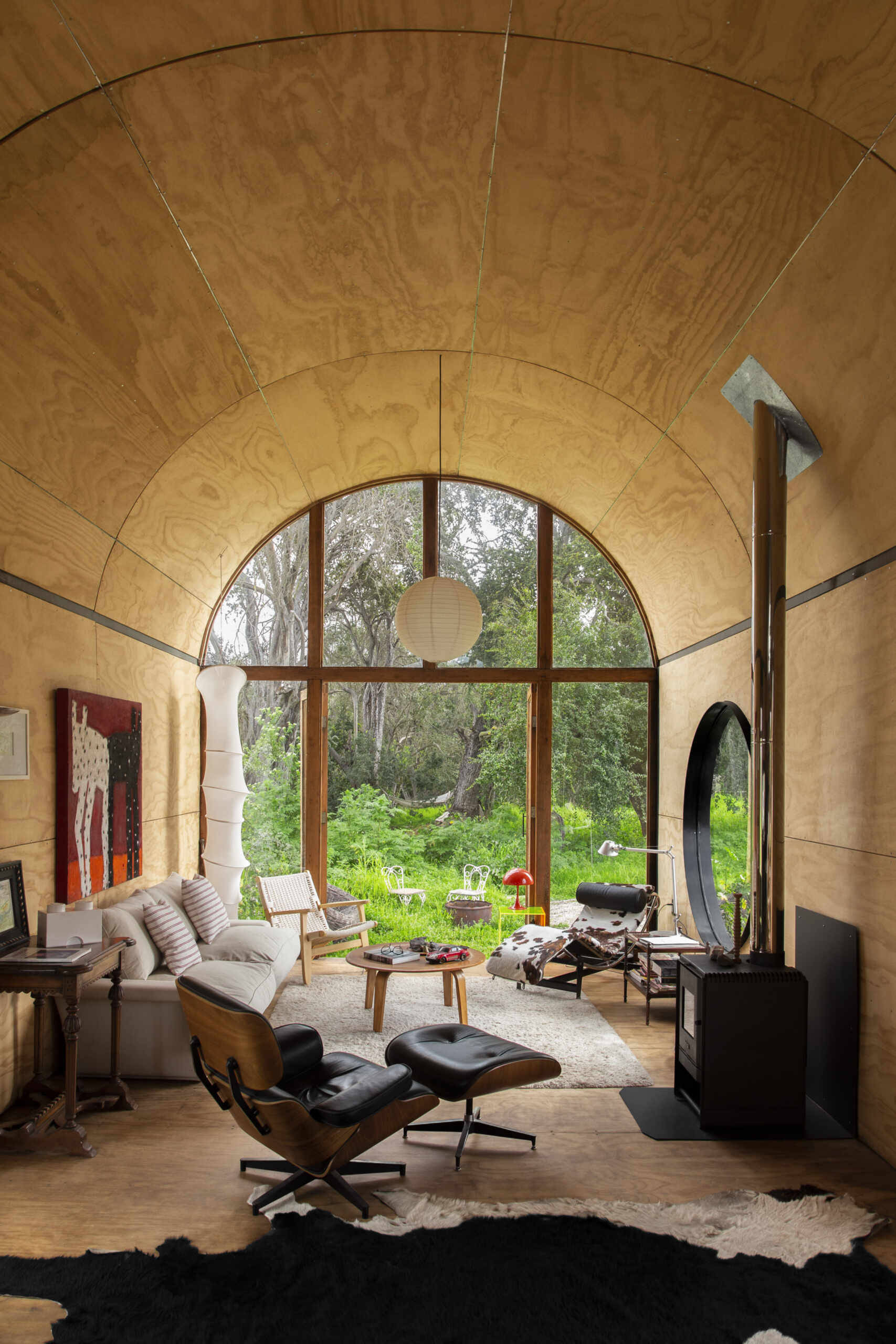 modern-tiny-house-020826-631-07